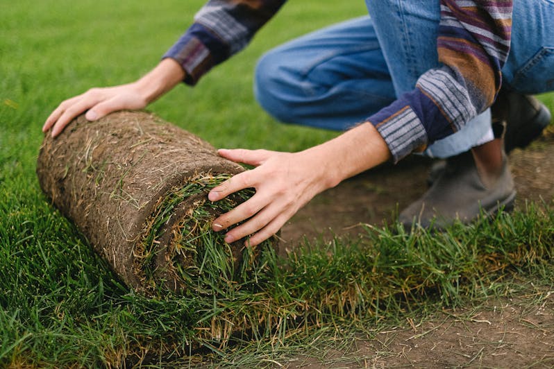 How Do You Use Artificial Grass at Home